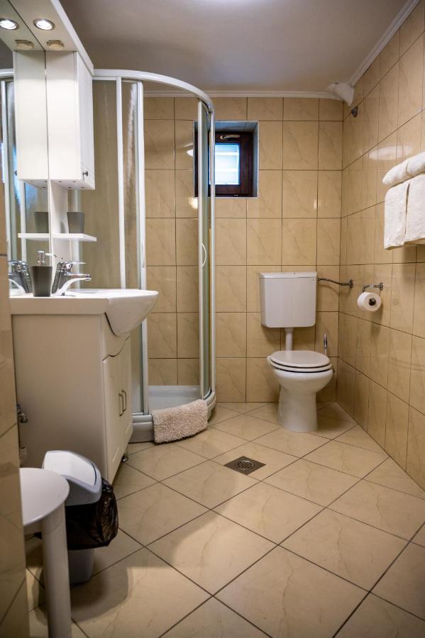 Apartments Krasna ポストイナ エクステリア 写真